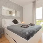 Appartement Vasilj Dein Eigener Pool Oder Dein Eigener Whirlpool Mit Aussicht, Dein Urlaub, Deine Privatsphaere, Deine Wahl *