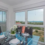 Vasilj Dein Eigener Pool Oder Dein Eigener Whirlpool Mit Aussicht, Dein Urlaub, Deine Privatsphaere, Deine Wahl *