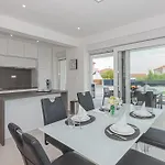 Vasilj Dein Eigener Pool Oder Dein Eigener Whirlpool Mit Aussicht, Dein Urlaub, Deine Privatsphaere, Deine Wahl Appartement *