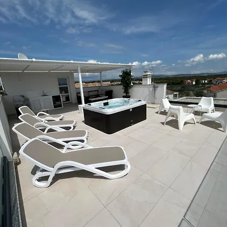 Vila Vasilj Privater Pool Unten, Whirlpool Mit Aussicht Oben, Ihr Urlaub, Ihre Wahl Apartment *