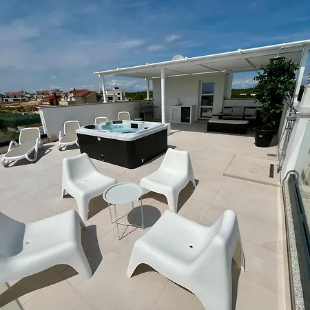 Apartment Vila Vasilj Privater Pool Unten, Whirlpool Mit Aussicht Oben, Ihr Urlaub, Ihre Wahl