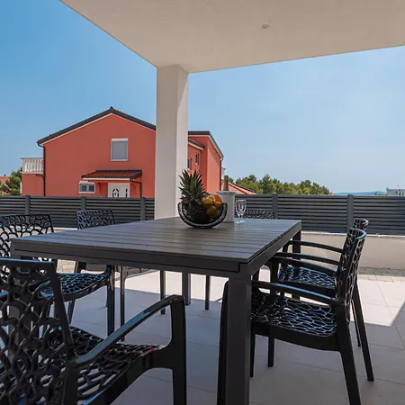 Vasilj Dein Eigener Pool Oder Dein Eigener Whirlpool Mit Aussicht, Dein Urlaub, Deine Privatsphaere, Deine Wahl