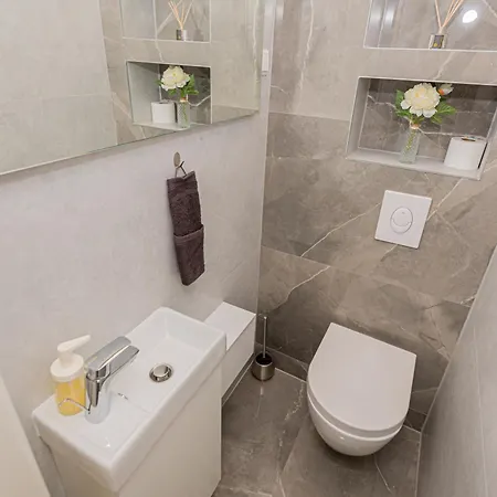 Vasilj Dein Eigener Pool Oder Dein Eigener Whirlpool Mit Aussicht, Dein Urlaub, Deine Privatsphaere, Deine Wahl *