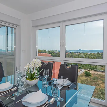 Vasilj Dein Eigener Pool Oder Dein Eigener Whirlpool Mit Aussicht, Dein Urlaub, Deine Privatsphaere, Deine Wahl *