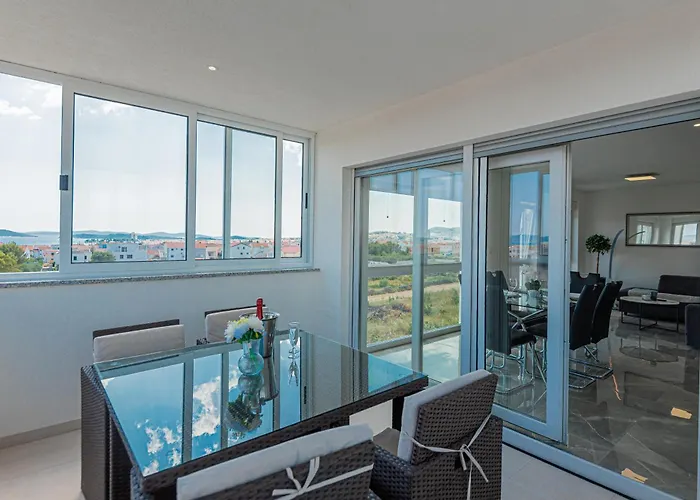 Vasilj Dein Eigener Pool Oder Dein Eigener Whirlpool Mit Aussicht, Dein Urlaub, Deine Privatsphaere, Deine Wahl Appartement *