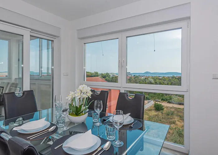 Vasilj Dein Eigener Pool Oder Dein Eigener Whirlpool Mit Aussicht, Dein Urlaub, Deine Privatsphaere, Deine Wahl *