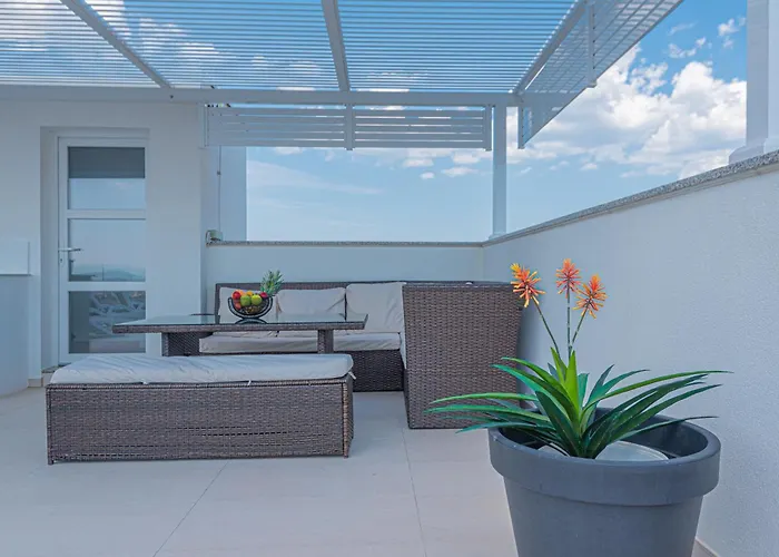 Vasilj Dein Eigener Pool Oder Dein Eigener Whirlpool Mit Aussicht, Dein Urlaub, Deine Privatsphaere, Deine Wahl